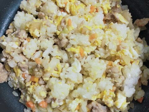 ロールキャベツ材料が余ったら♪豚ひき肉のチャーハン